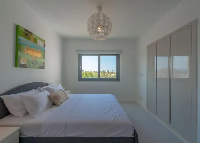 Elegant 3br On Swan Crystal Lagoon At Elgouna Families Only * Hurghada