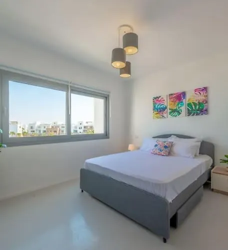 Elegant 3br On Swan Crystal Lagoon At Elgouna Families Only