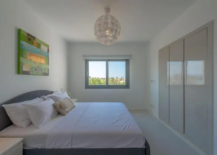 Appartement Elegant 3br On Swan Crystal Lagoon At Elgouna Families Only Hurghada